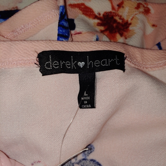 🔥💗Derek Heart cape Romper - Picture 13 of 16